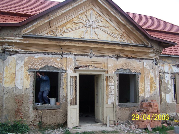 Kúria Bretka pred rekonštrukciou